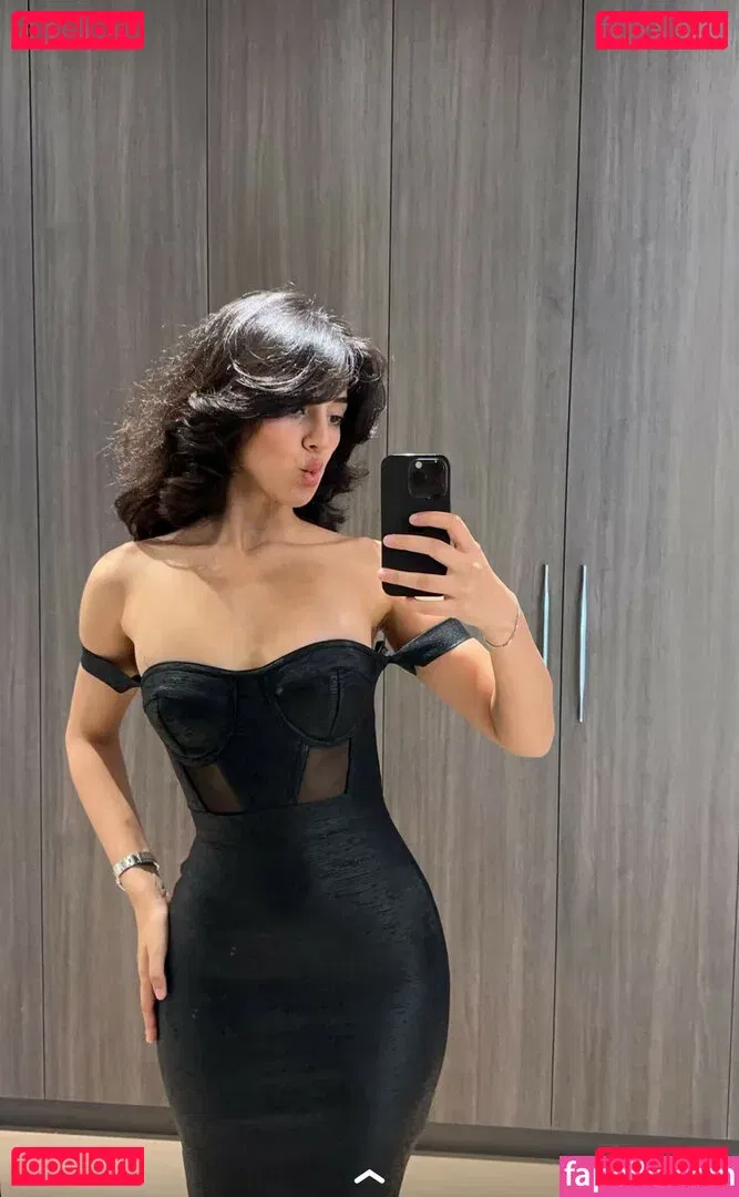 Melody Oz Onlyfans Photo Gallery 