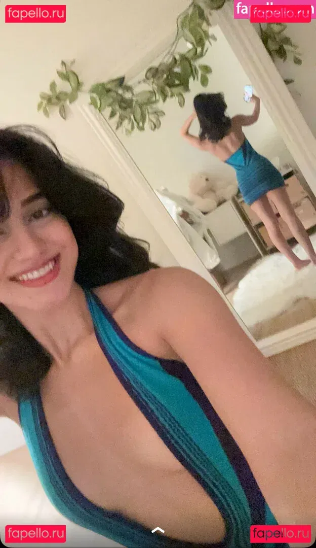 Melody Oz Onlyfans Photo Gallery 