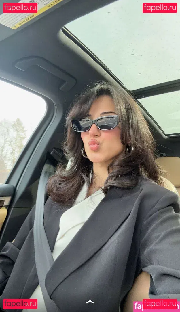 Melody Oz Onlyfans Photo Gallery 