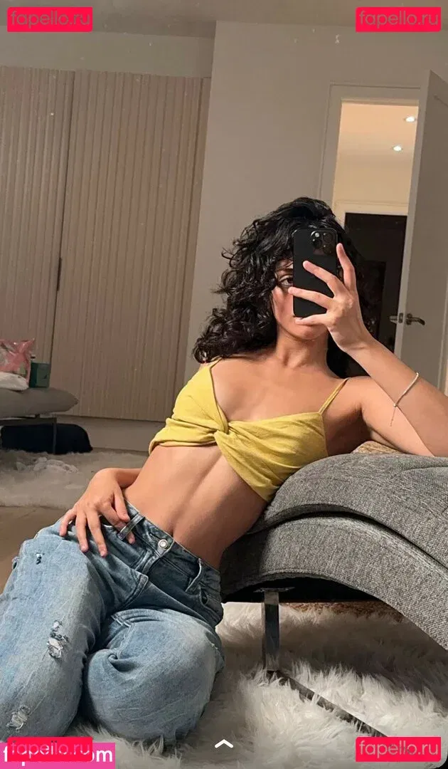 Melody Oz Onlyfans Photo Gallery 