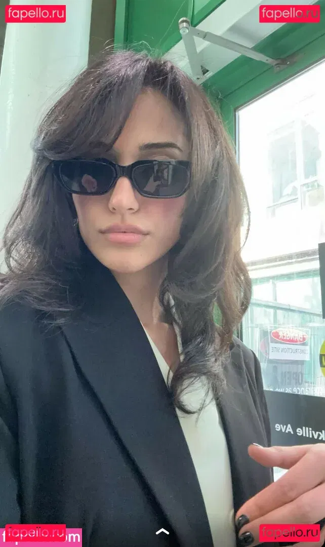 Melody Oz Onlyfans Photo Gallery 