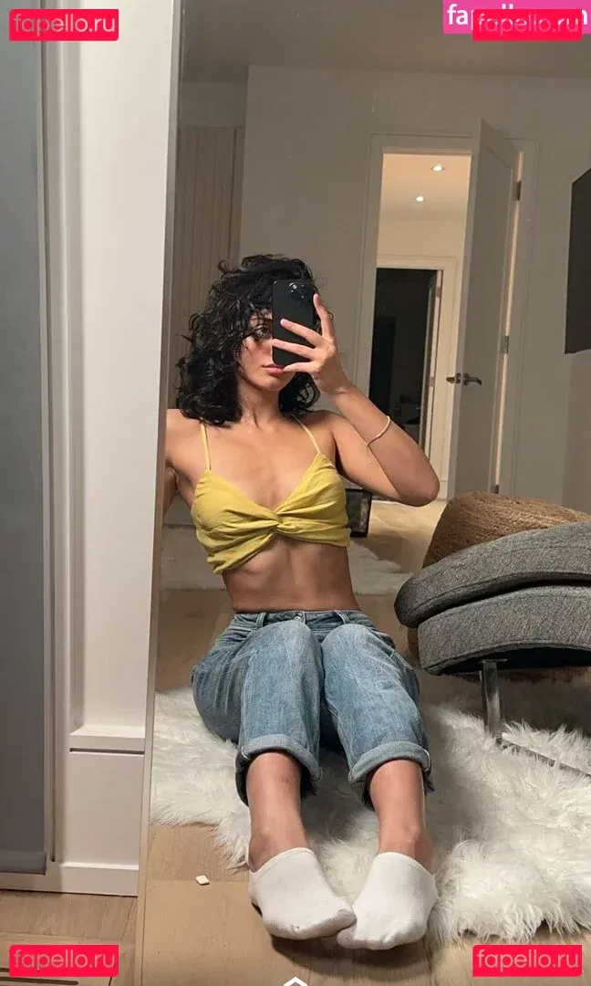 Melody Oz Onlyfans Photo Gallery 