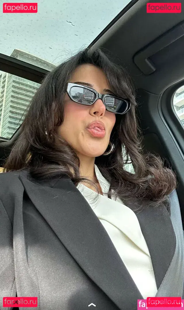 Melody Oz Onlyfans Photo Gallery 