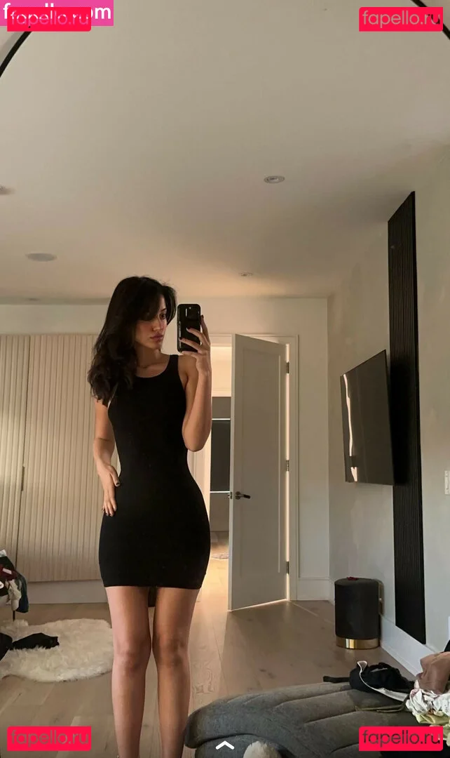 Melody Oz Onlyfans Photo Gallery 