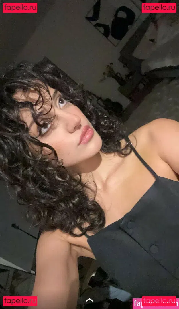 Melody Oz Onlyfans Photo Gallery 