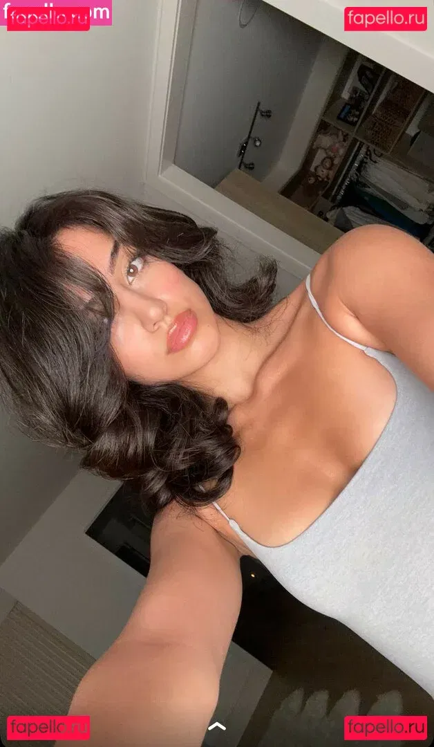 Melody Oz Onlyfans Photo Gallery 