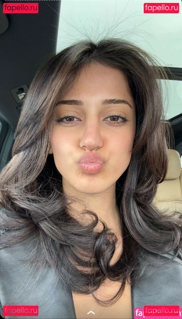 Melody Oz Onlyfans Photo Gallery 