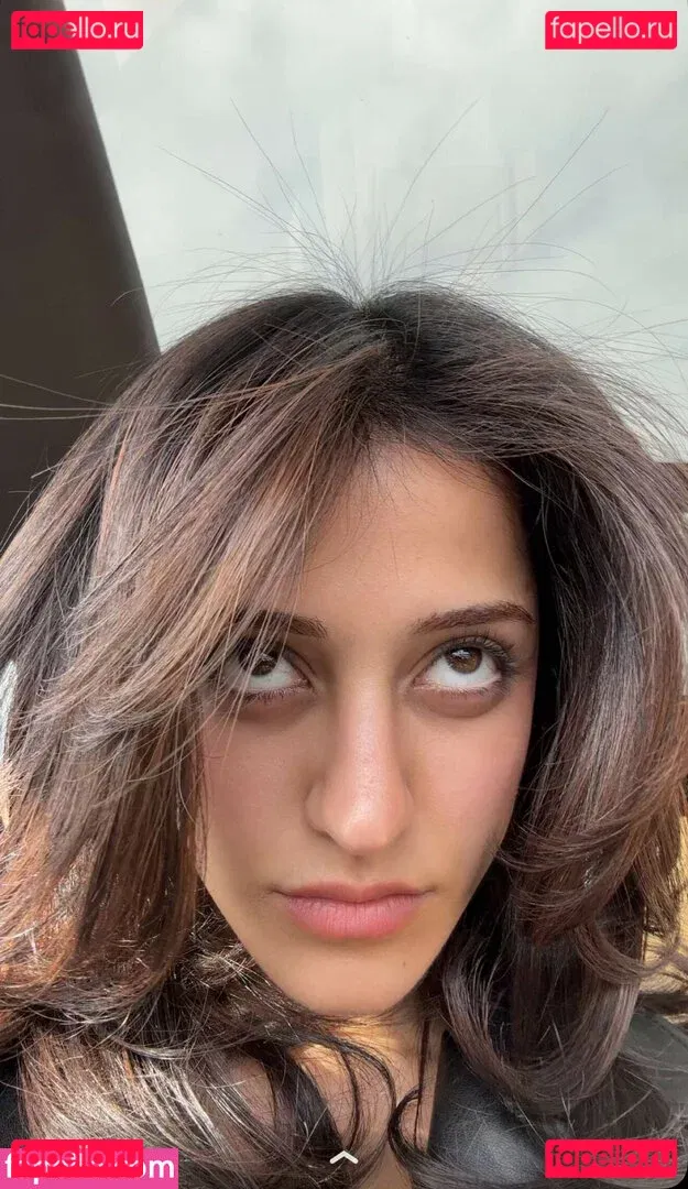 Melody Oz Onlyfans Photo Gallery 