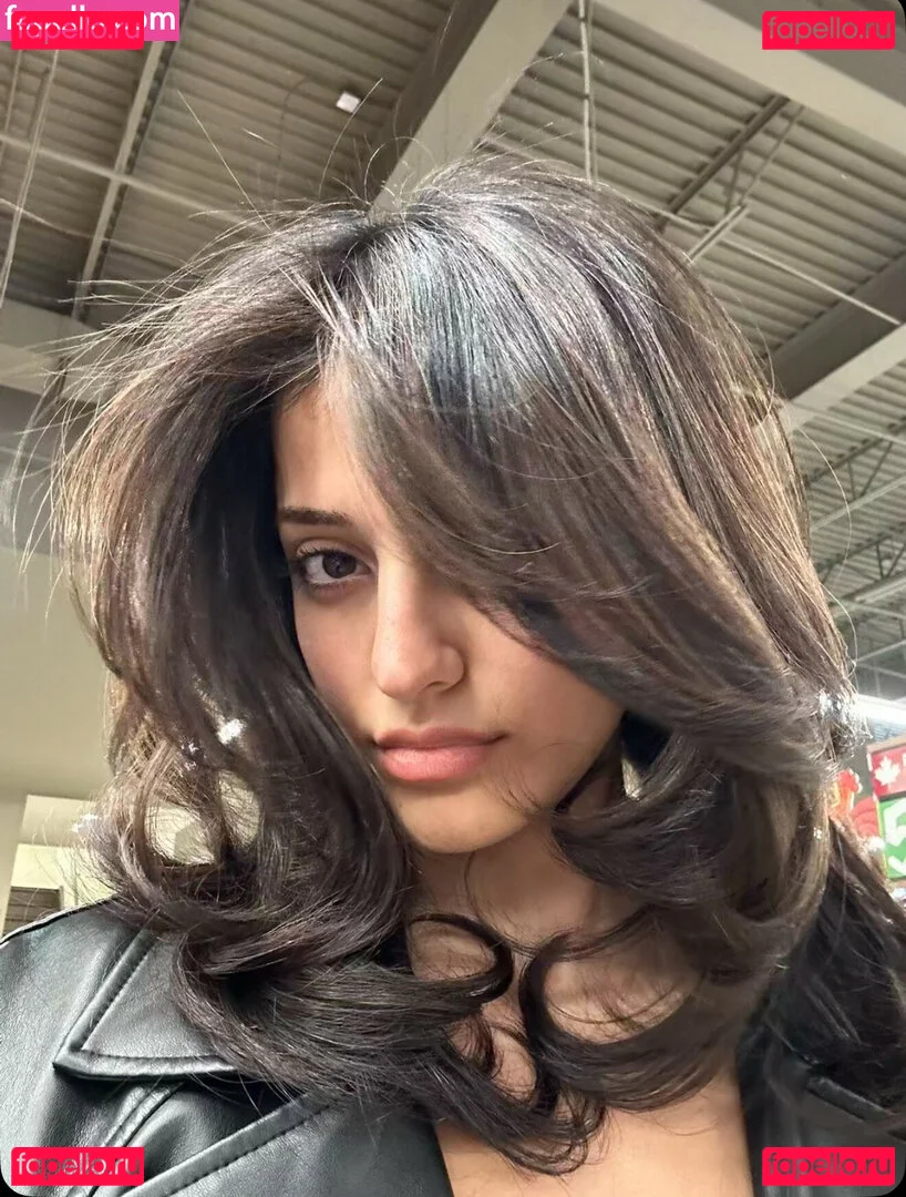 Melody Oz Onlyfans Photo Gallery 