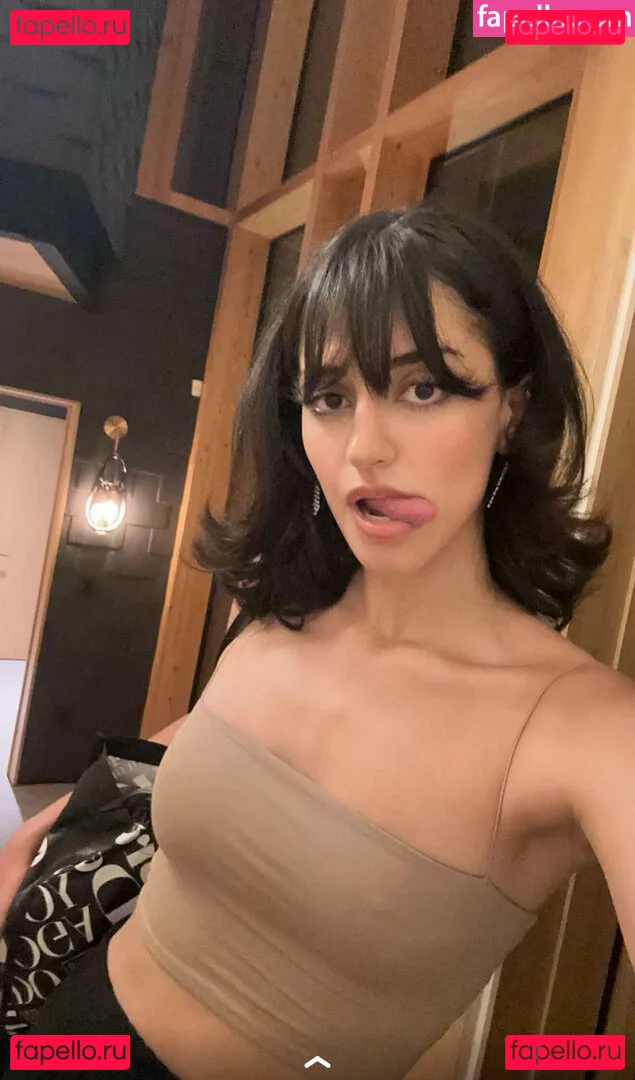 Melody Oz Onlyfans Photo Gallery 