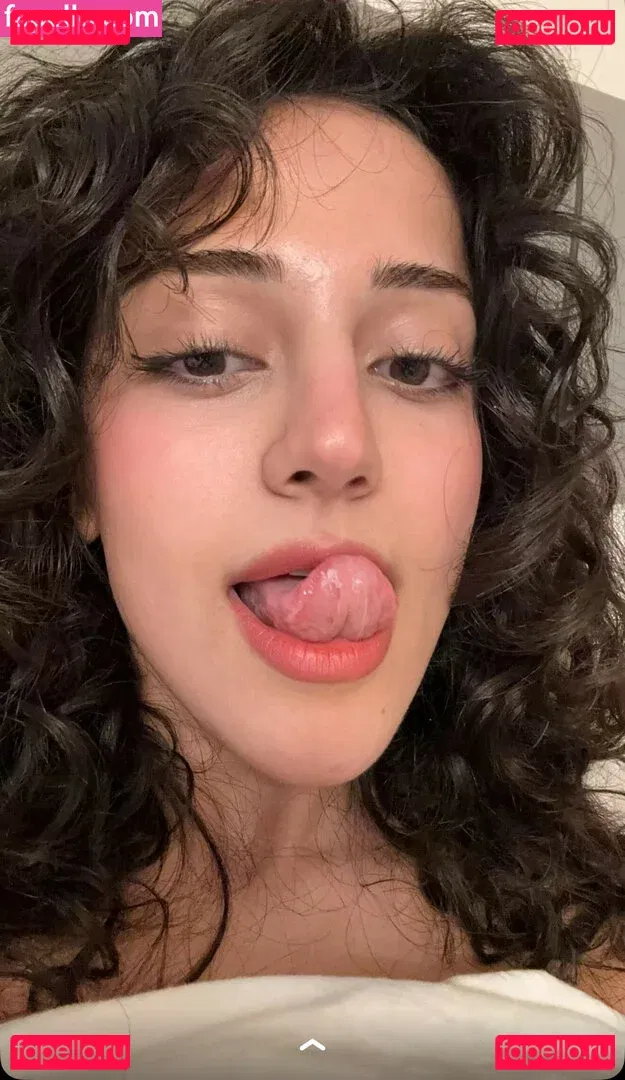 Melody Oz Onlyfans Photo Gallery 