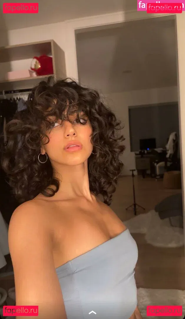 Melody Oz Onlyfans Photo Gallery 