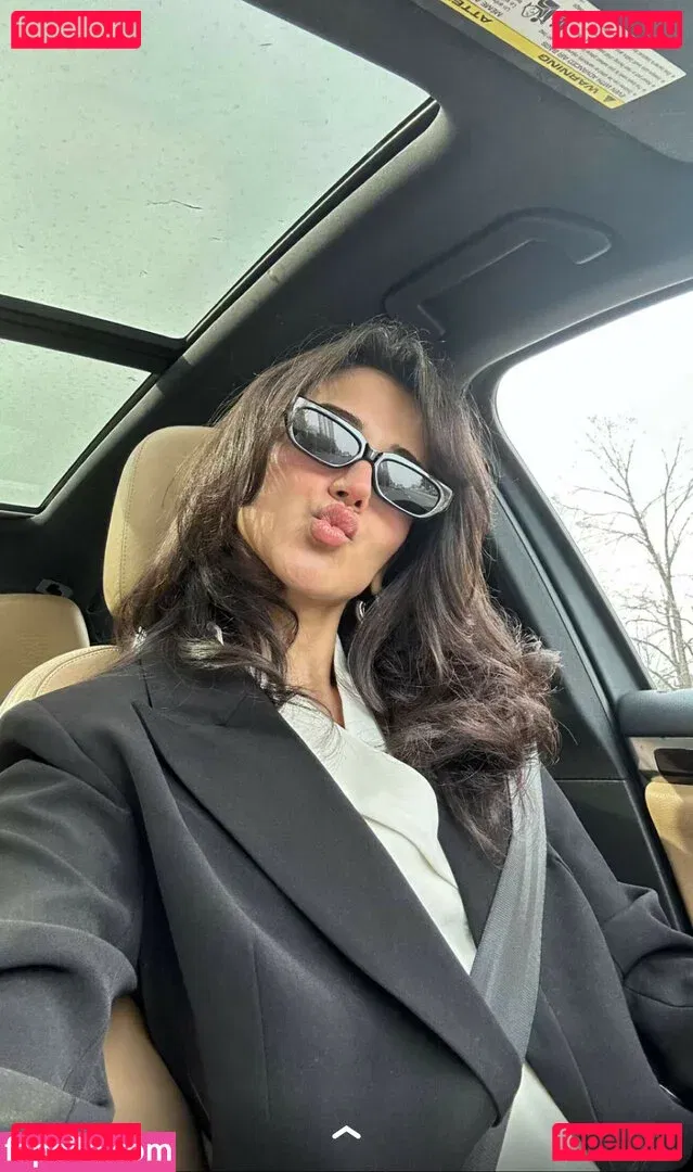 Melody Oz Onlyfans Photo Gallery 