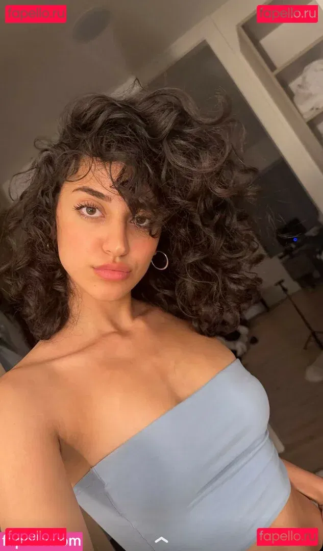 Melody Oz Onlyfans Photo Gallery 