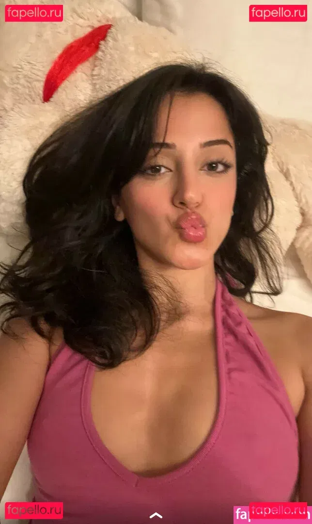 Melody Oz Onlyfans Photo Gallery 