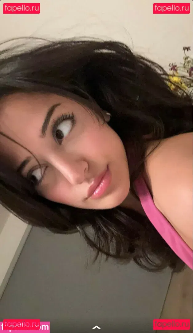 Melody Oz Onlyfans Photo Gallery 