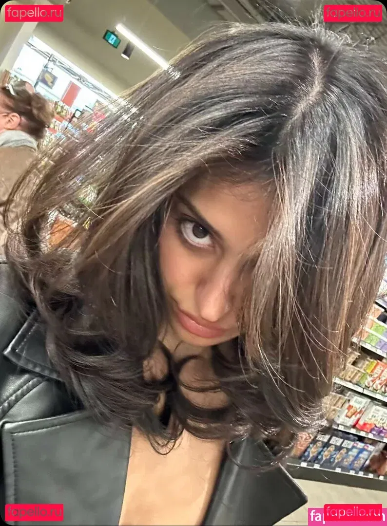 Melody Oz Onlyfans Photo Gallery 