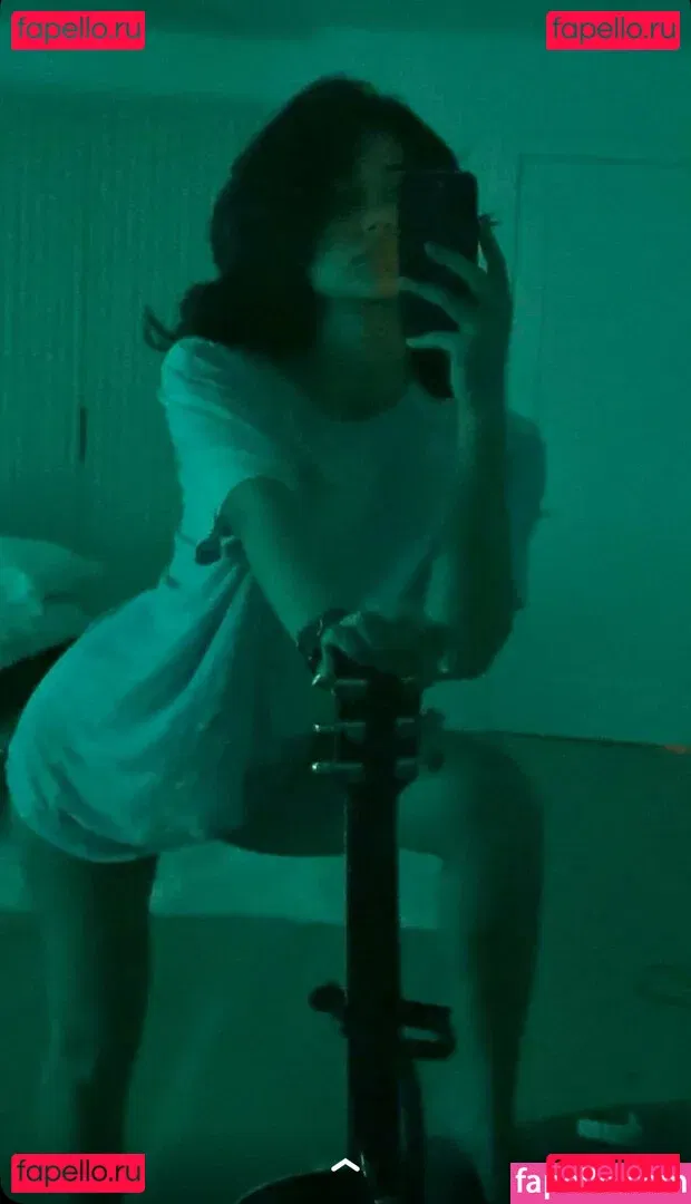 Melody Oz Onlyfans Photo Gallery 