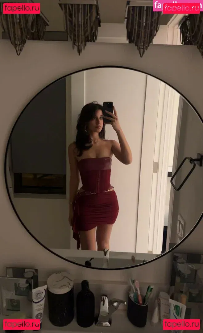 Melody Oz Onlyfans Photo Gallery 