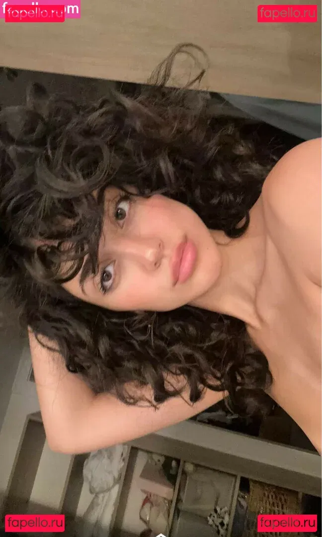 Melody Oz Onlyfans Photo Gallery 