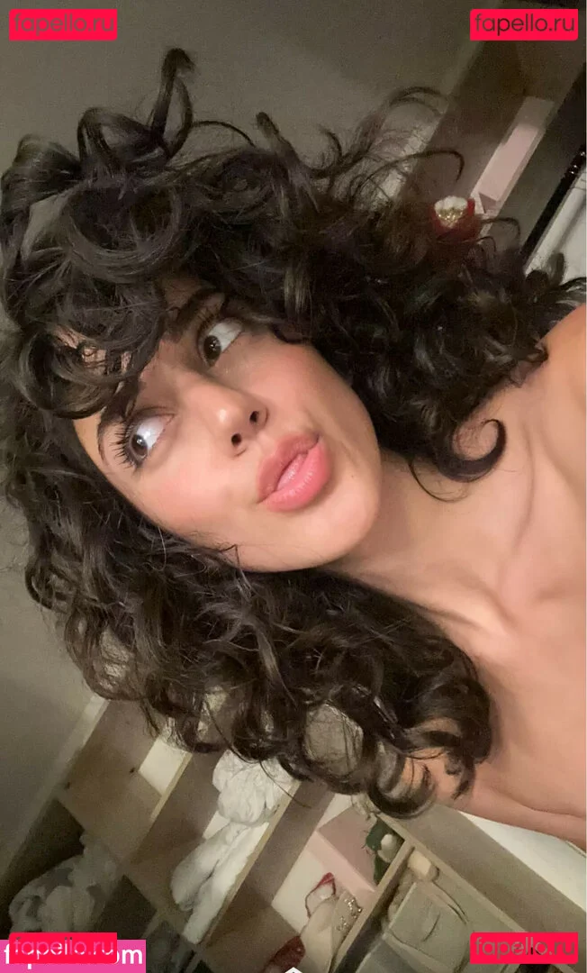 Melody Oz Onlyfans Photo Gallery 