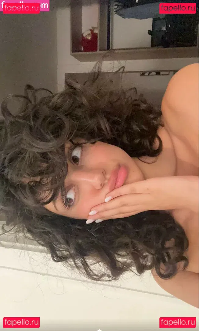 Melody Oz Onlyfans Photo Gallery 