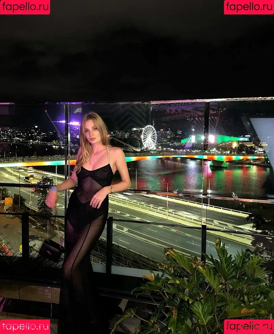Dayana Yastremskay Onlyfans Photo Gallery 