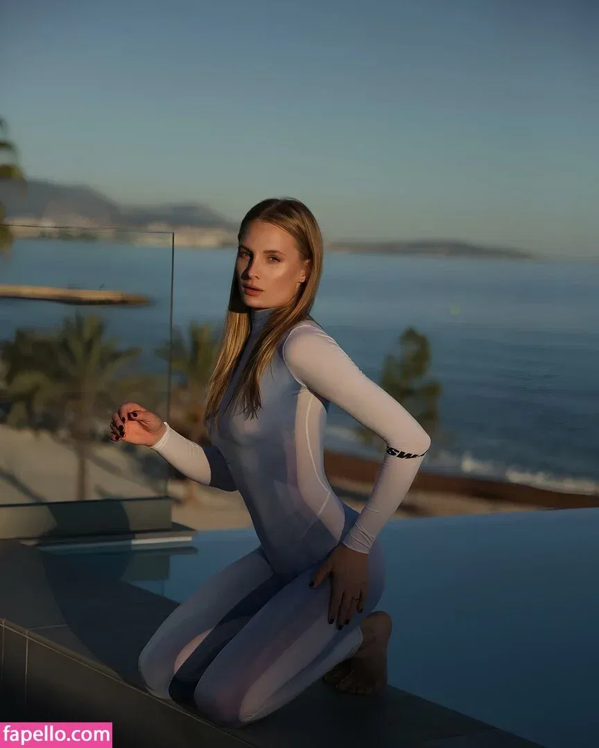 Dayana Yastremskay Onlyfans Photo Gallery 