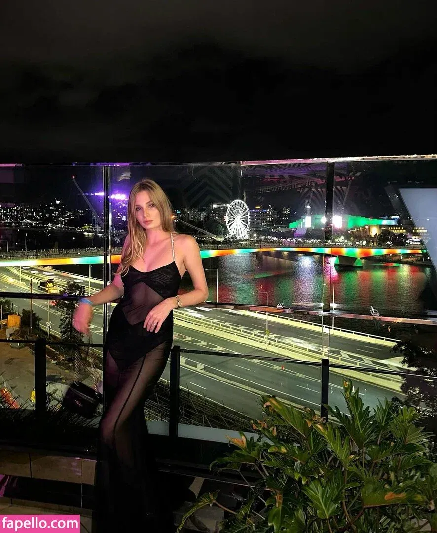 Dayana Yastremskay Onlyfans Photo Gallery 