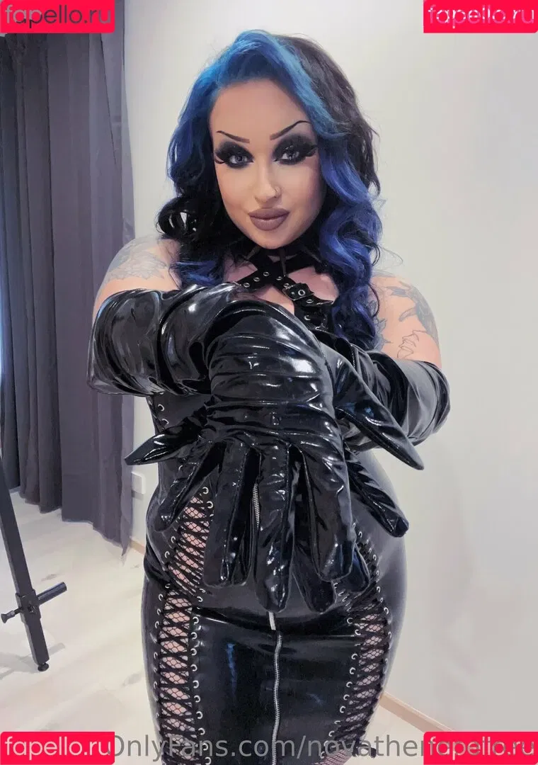 novathenerdfree Onlyfans Photo Gallery 