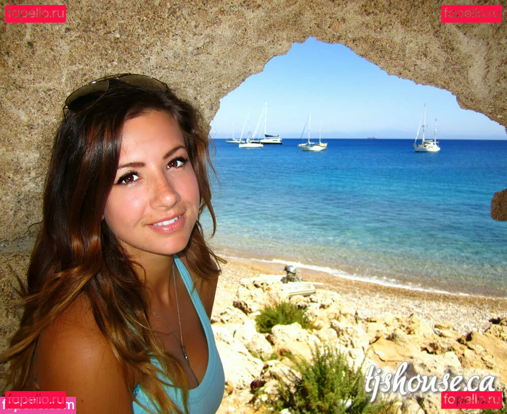 TJHeart Onlyfans Photo Gallery 