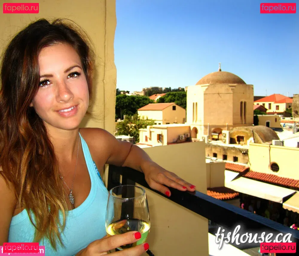 TJHeart Onlyfans Photo Gallery 