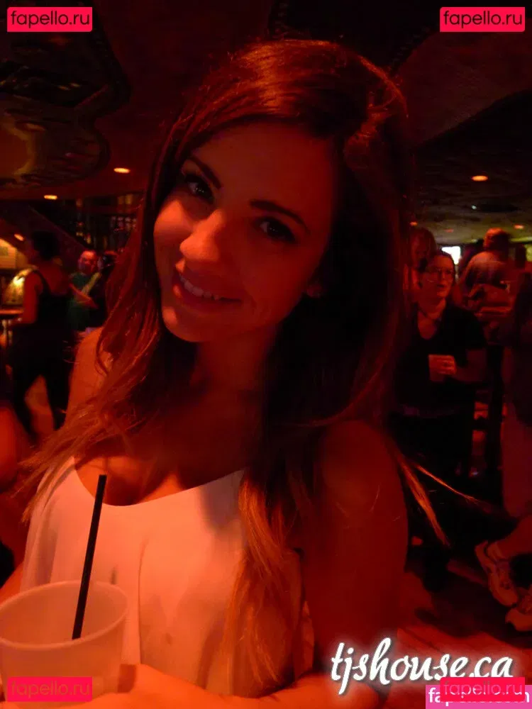 TJHeart Onlyfans Photo Gallery 