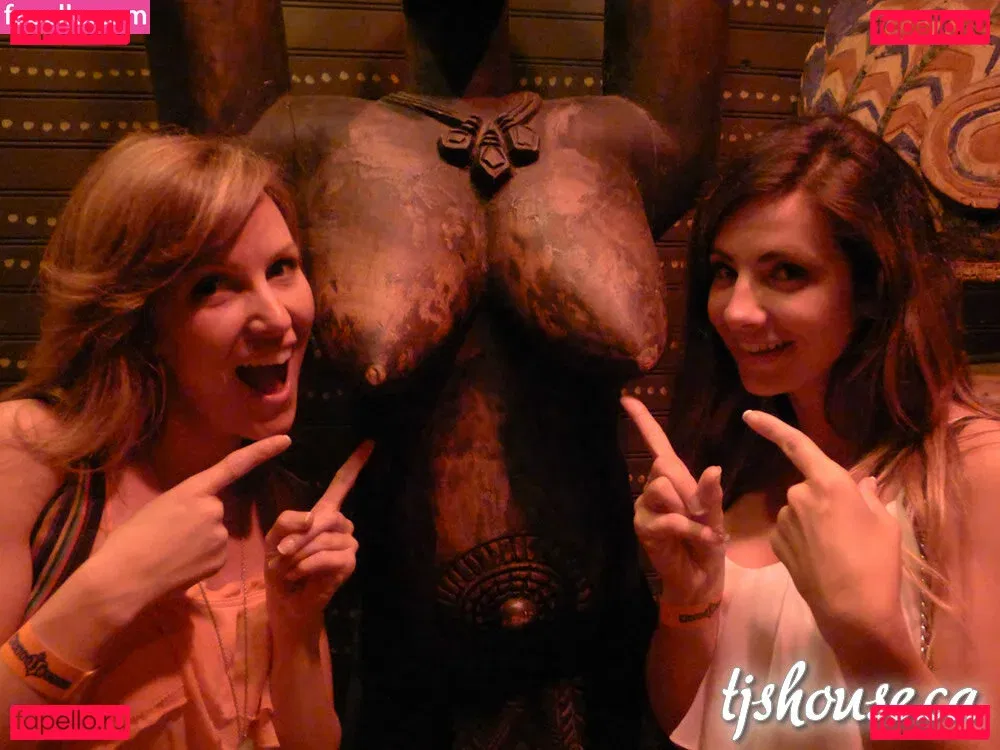 TJHeart Onlyfans Photo Gallery 