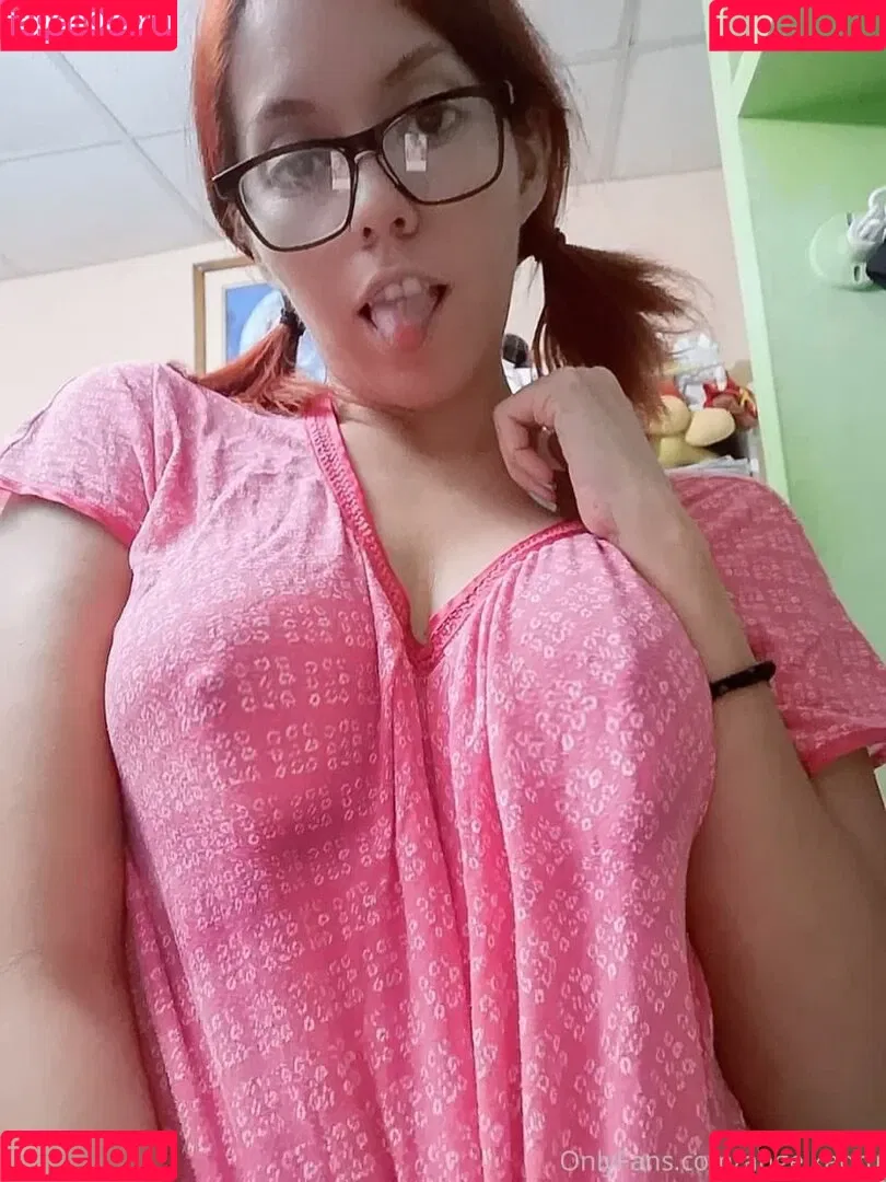 AngelKaoru Onlyfans Photo Gallery 
