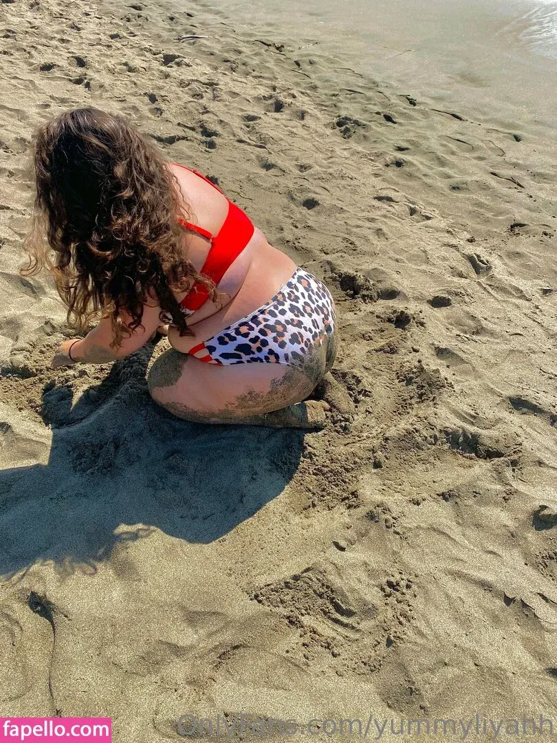 yummyliyahh Onlyfans Photo Gallery 