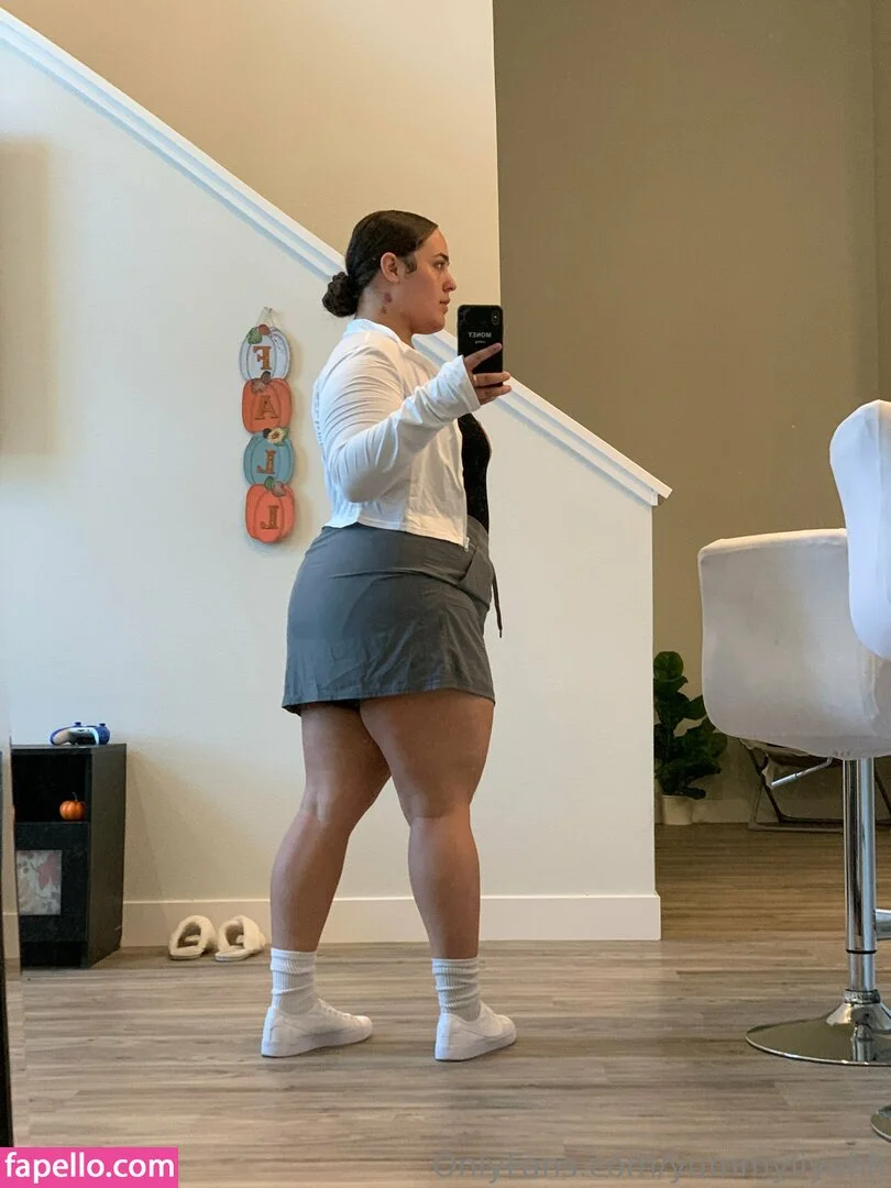 yummyliyahh Onlyfans Photo Gallery 