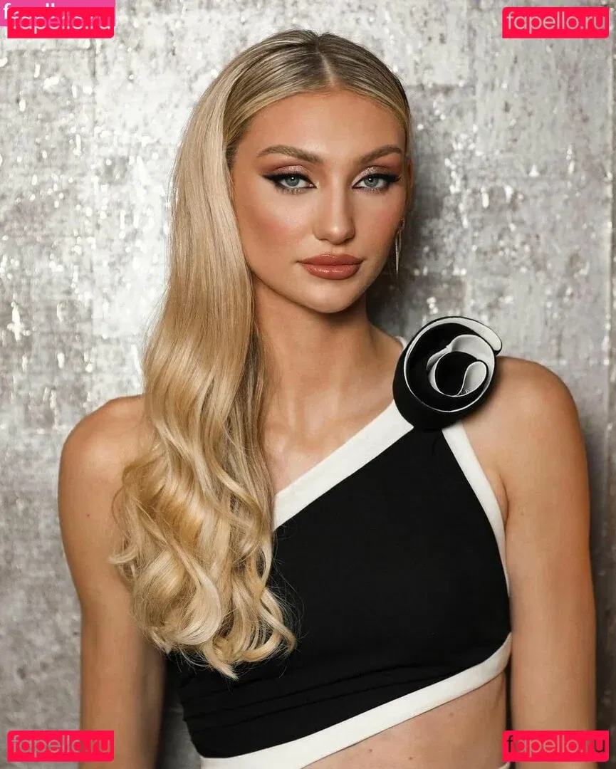 Cameron Brink Onlyfans Photo Gallery 