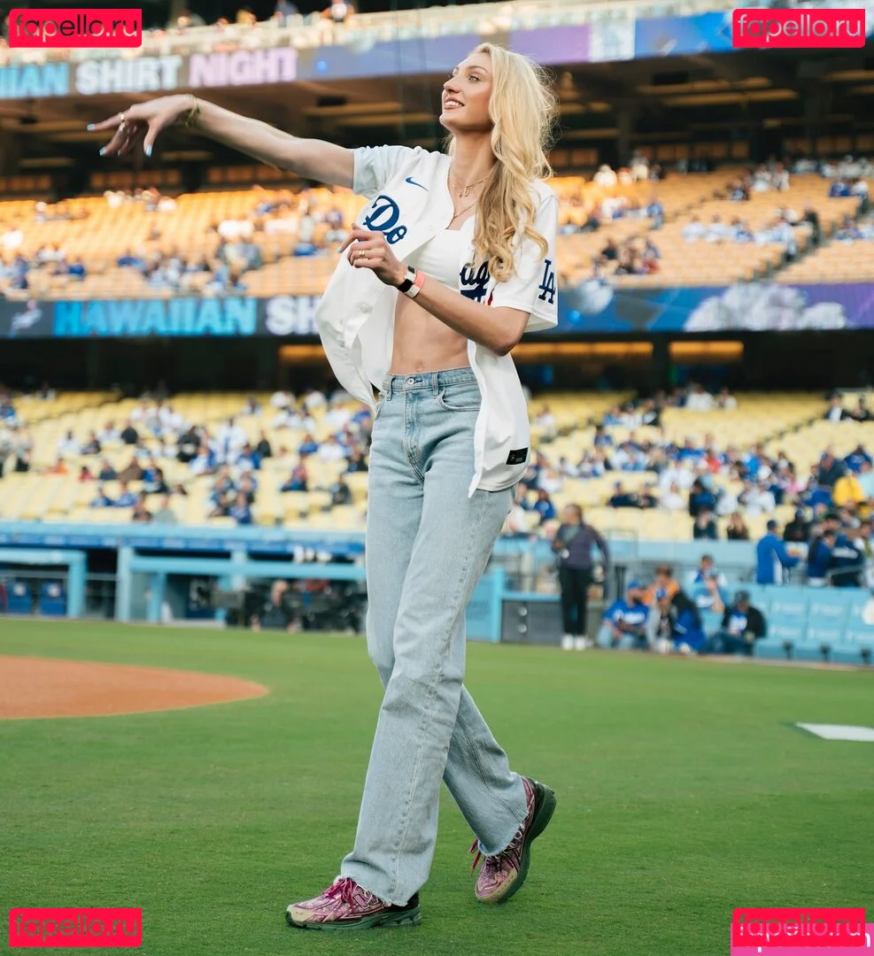 Cameron Brink Onlyfans Photo Gallery 