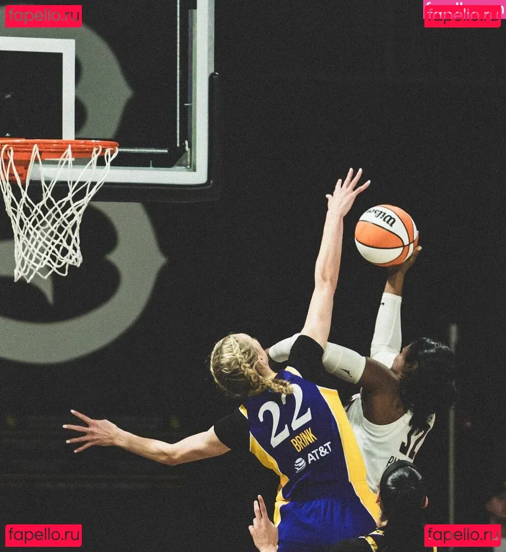 Cameron Brink Onlyfans Photo Gallery 