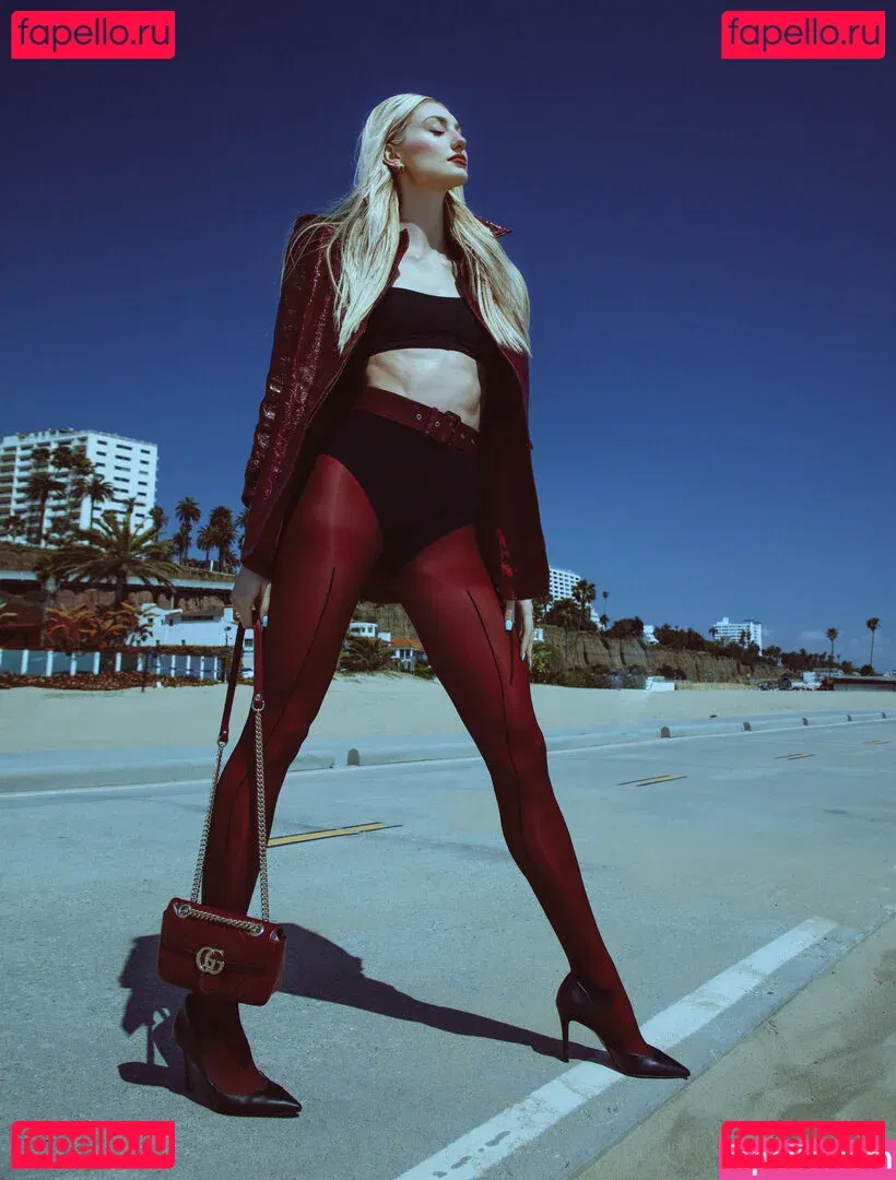 Cameron Brink Onlyfans Photo Gallery 