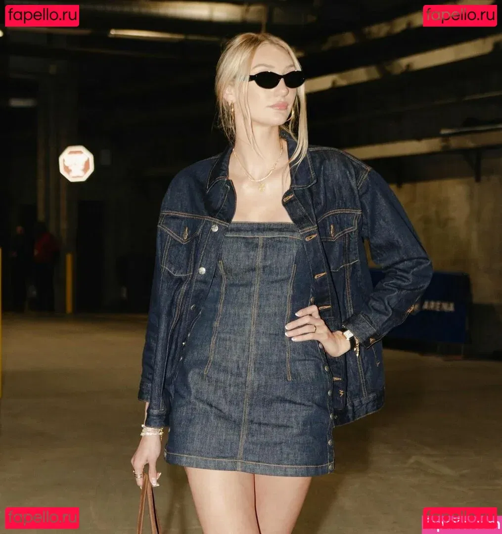 Cameron Brink Onlyfans Photo Gallery 