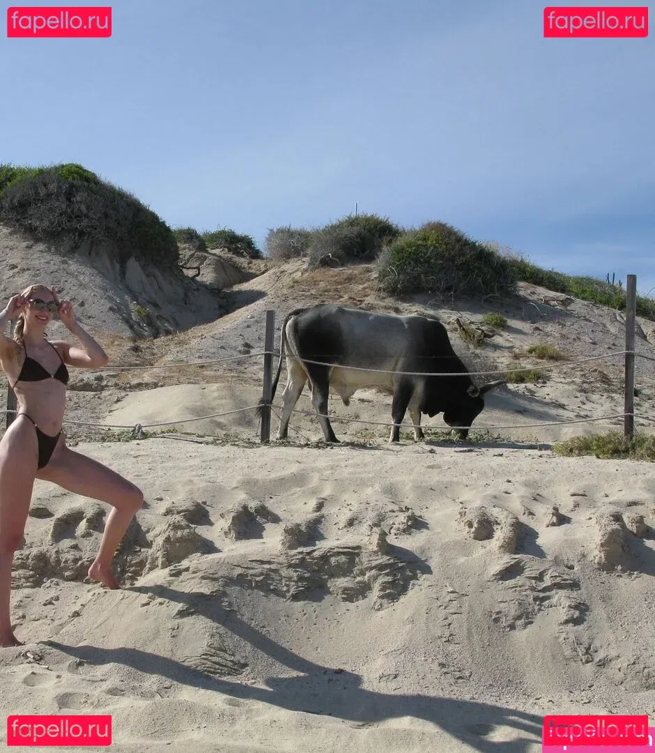 Cameron Brink Onlyfans Photo Gallery 