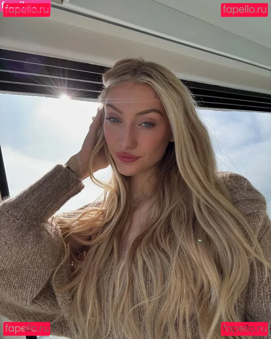 Cameron Brink Onlyfans Photo Gallery 