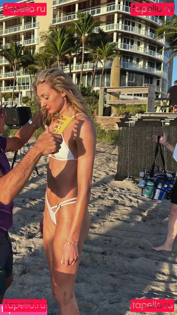 Cameron Brink Onlyfans Photo Gallery 