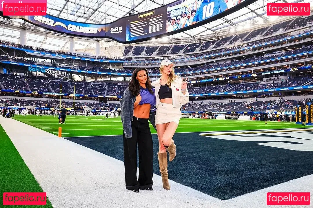 Cameron Brink Onlyfans Photo Gallery 