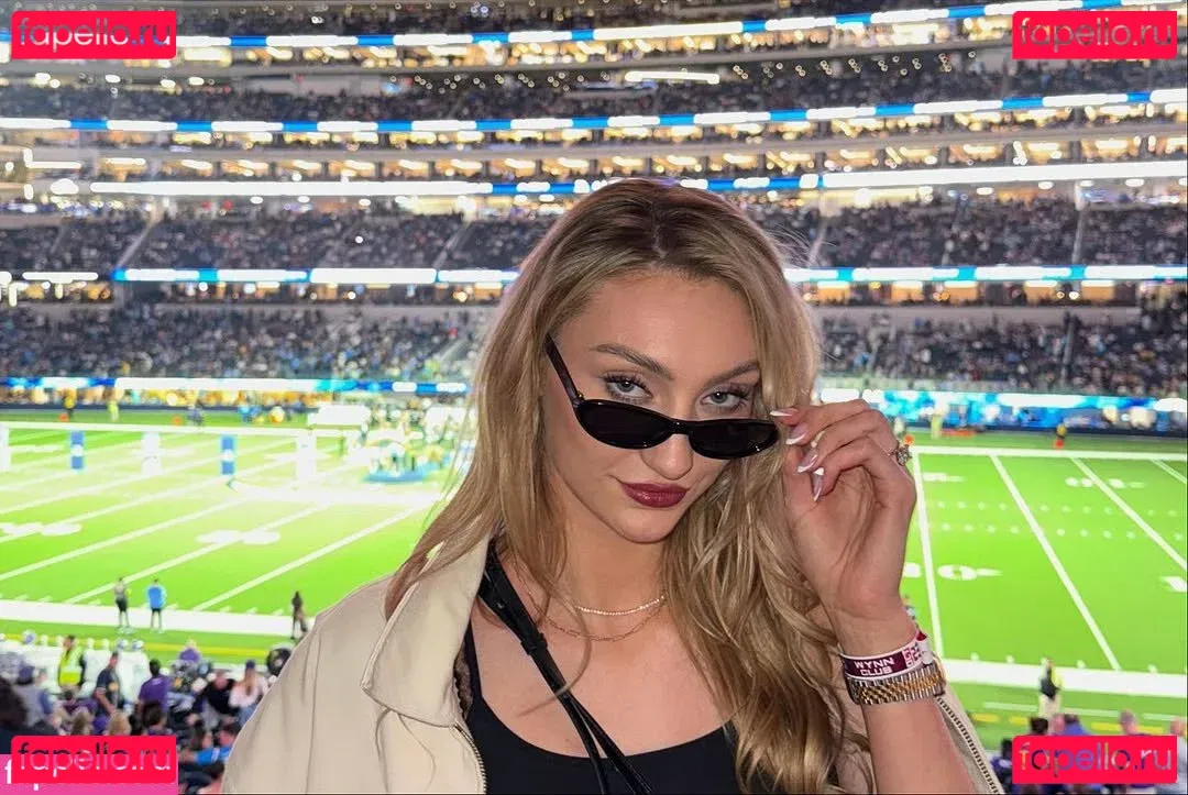 Cameron Brink Onlyfans Photo Gallery 