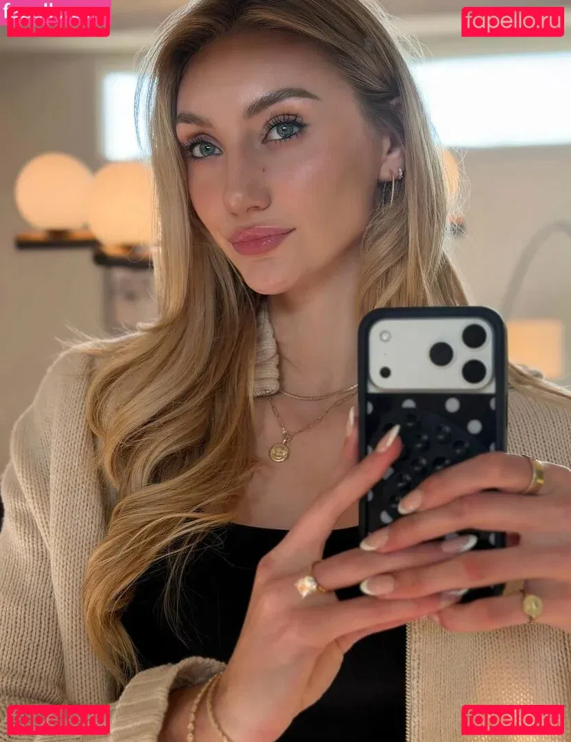 Cameron Brink Onlyfans Photo Gallery 