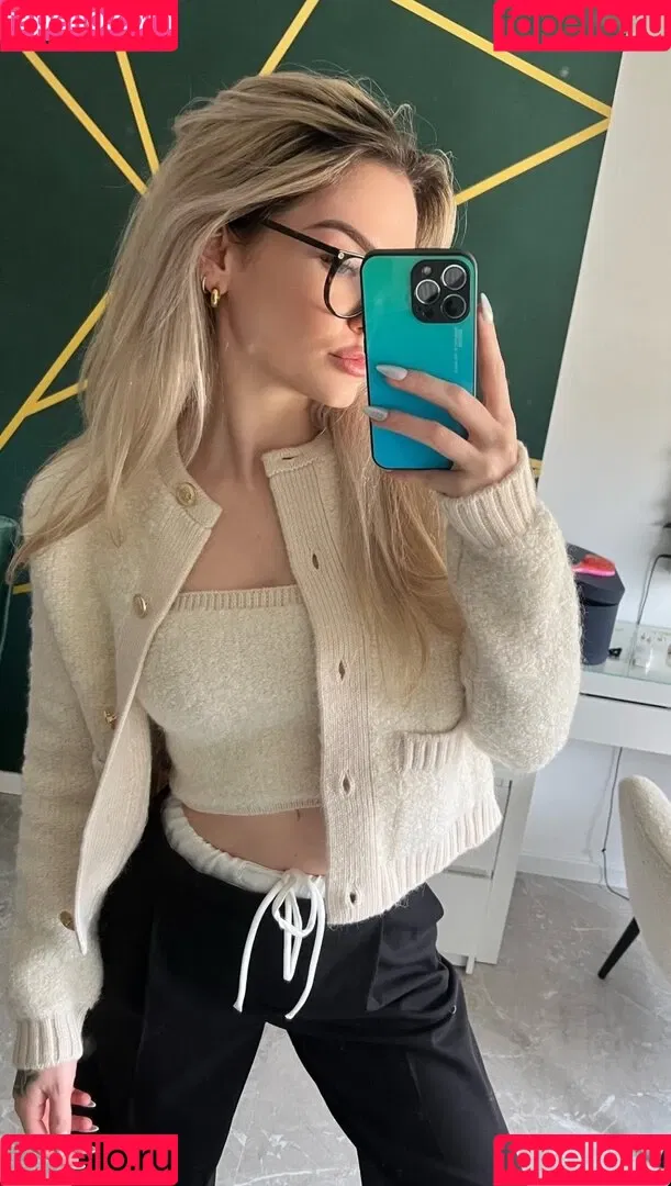 Nele_mbt Onlyfans Photo Gallery 