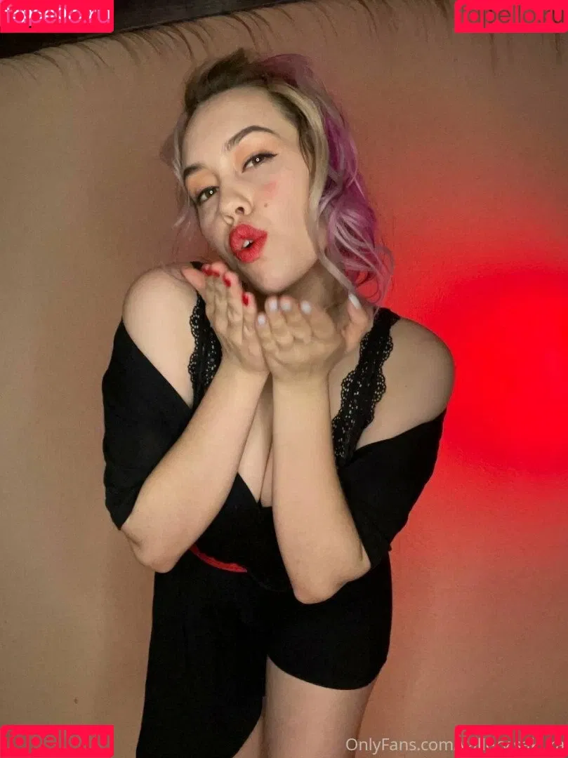 vallery_sakura Onlyfans Photo Gallery 